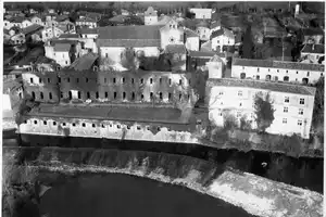 Bâtiments monastiques avant restauration